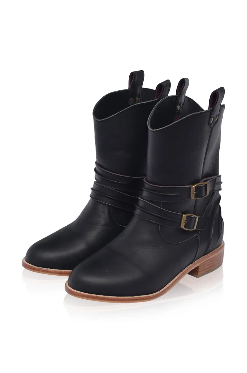 Barcelona Leather Boots in Black