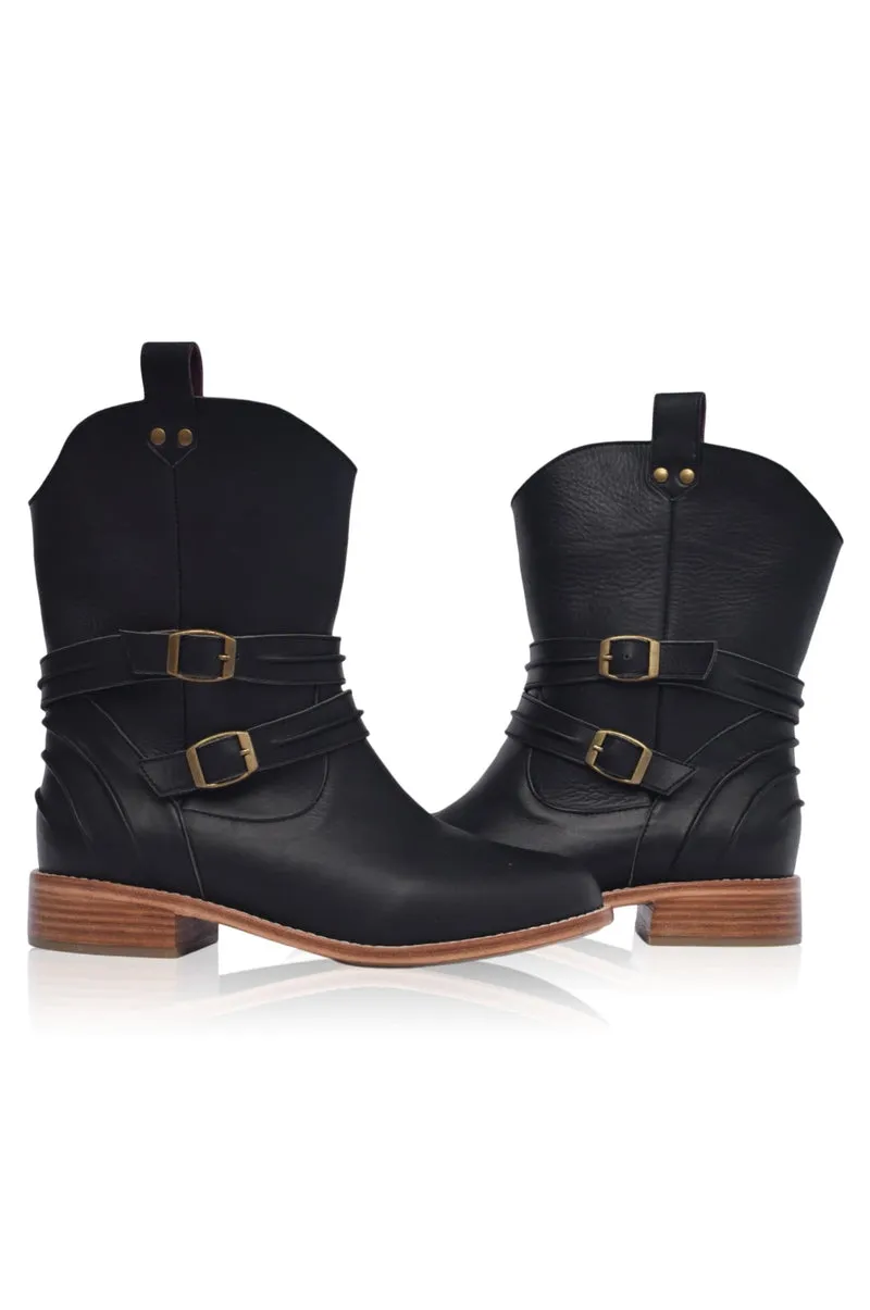 Barcelona Leather Boots in Black