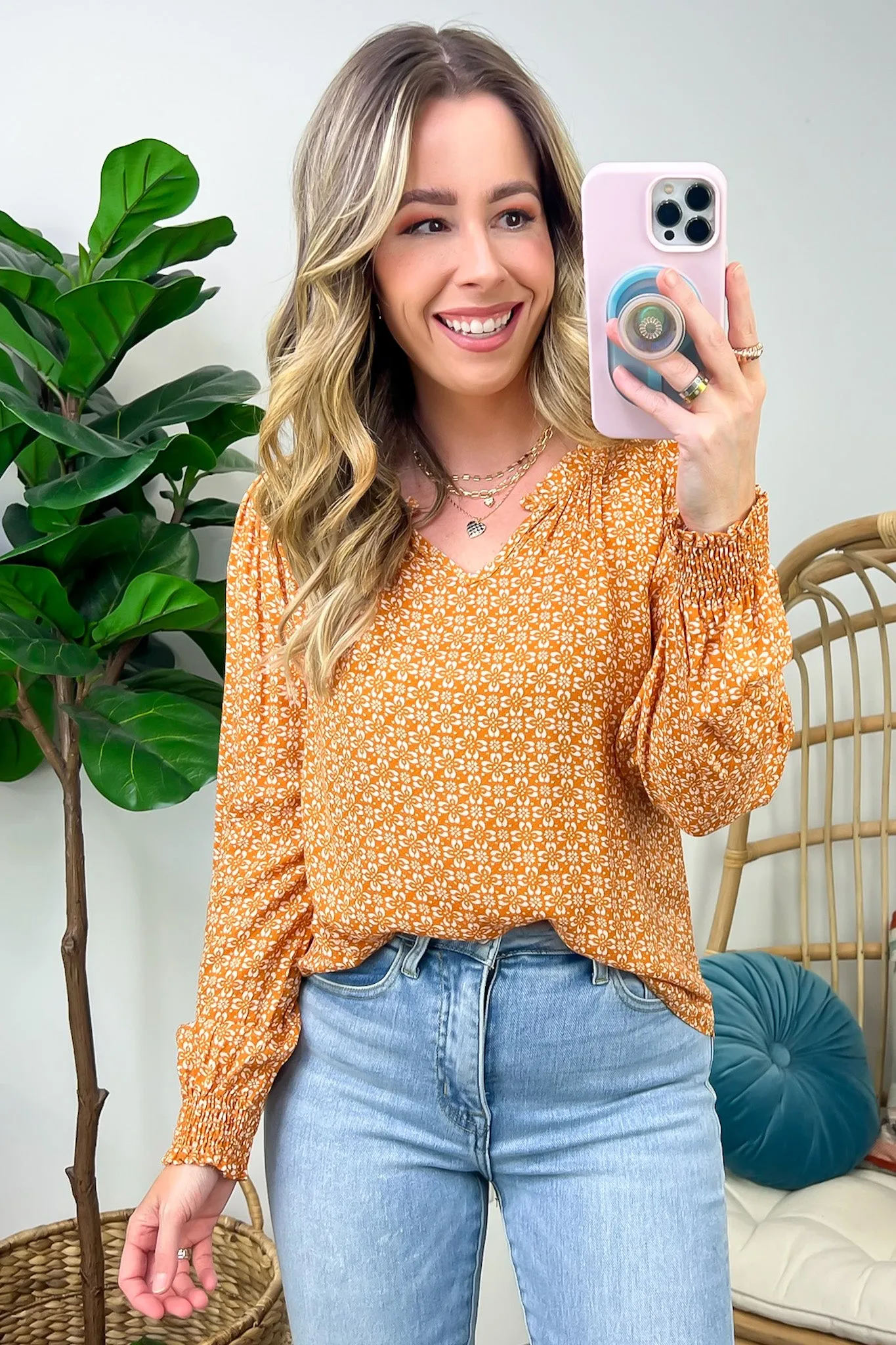 Mireyah Floral Print V-Neck Top