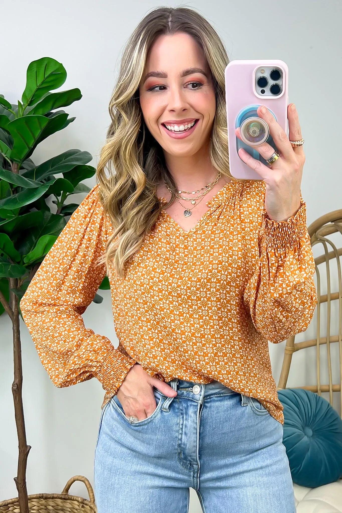 Mireyah Floral Print V-Neck Top